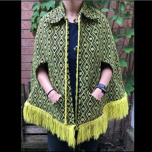 Vintage woven yellow cape 60s with fringe